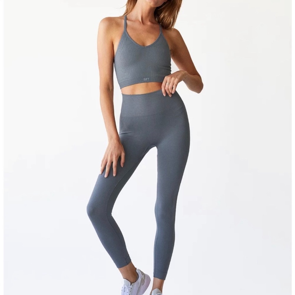 SET active Sculptflex tank bra and leggings Size Small